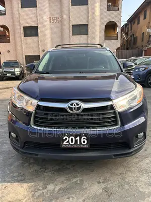 Toyota Highlander XLE V6 4x4 (3.5L 6cyl 6A) 2016 Blue