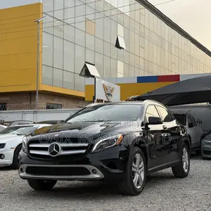 Mercedes-Benz GLA 250 2015 Black