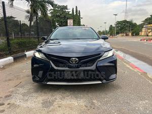 Toyota Camry XSE (2.5L 4cyl 8A) 2019 Blue