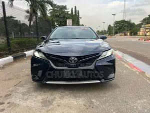 Toyota Camry XSE (2.5L 4cyl 8A) 2019 Blue