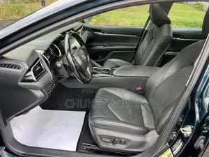 Toyota Camry XSE (2.5L 4cyl 8A) 2019 Blue