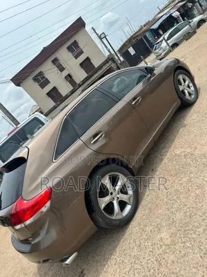 Toyota Venza 2010 Burgundy