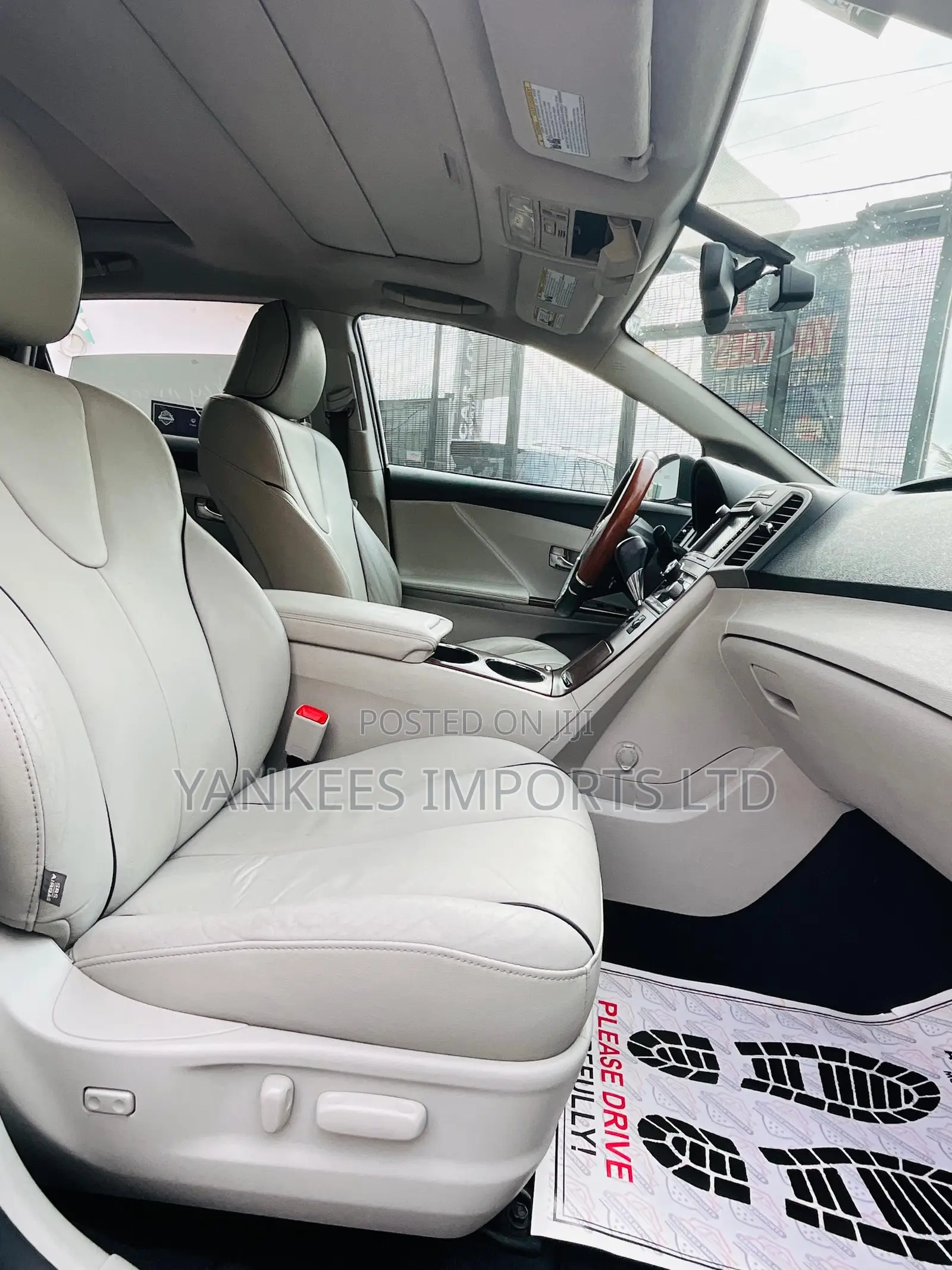 Toyota Venza Limited 2011 White