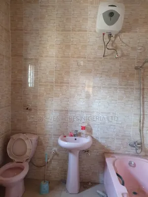 Furnished 4bdrm Apartment in Shonibare for rent
