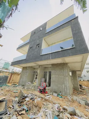 4bdrm Duplex in Ogudu Gra for sale