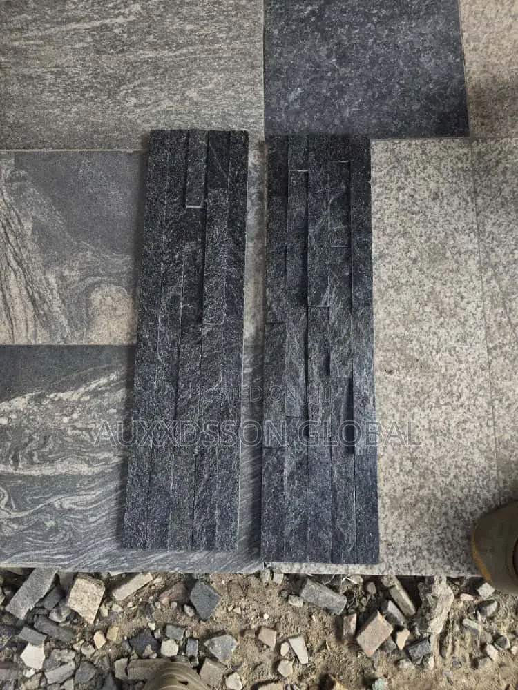 Black Cultured Stone Tiles (Cracked Wall)