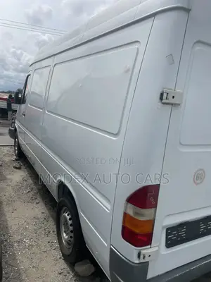 Mercedes-Benz Sprinter 2007 White