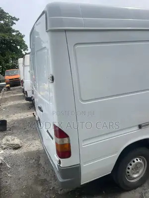 Mercedes-Benz Sprinter 2007 White