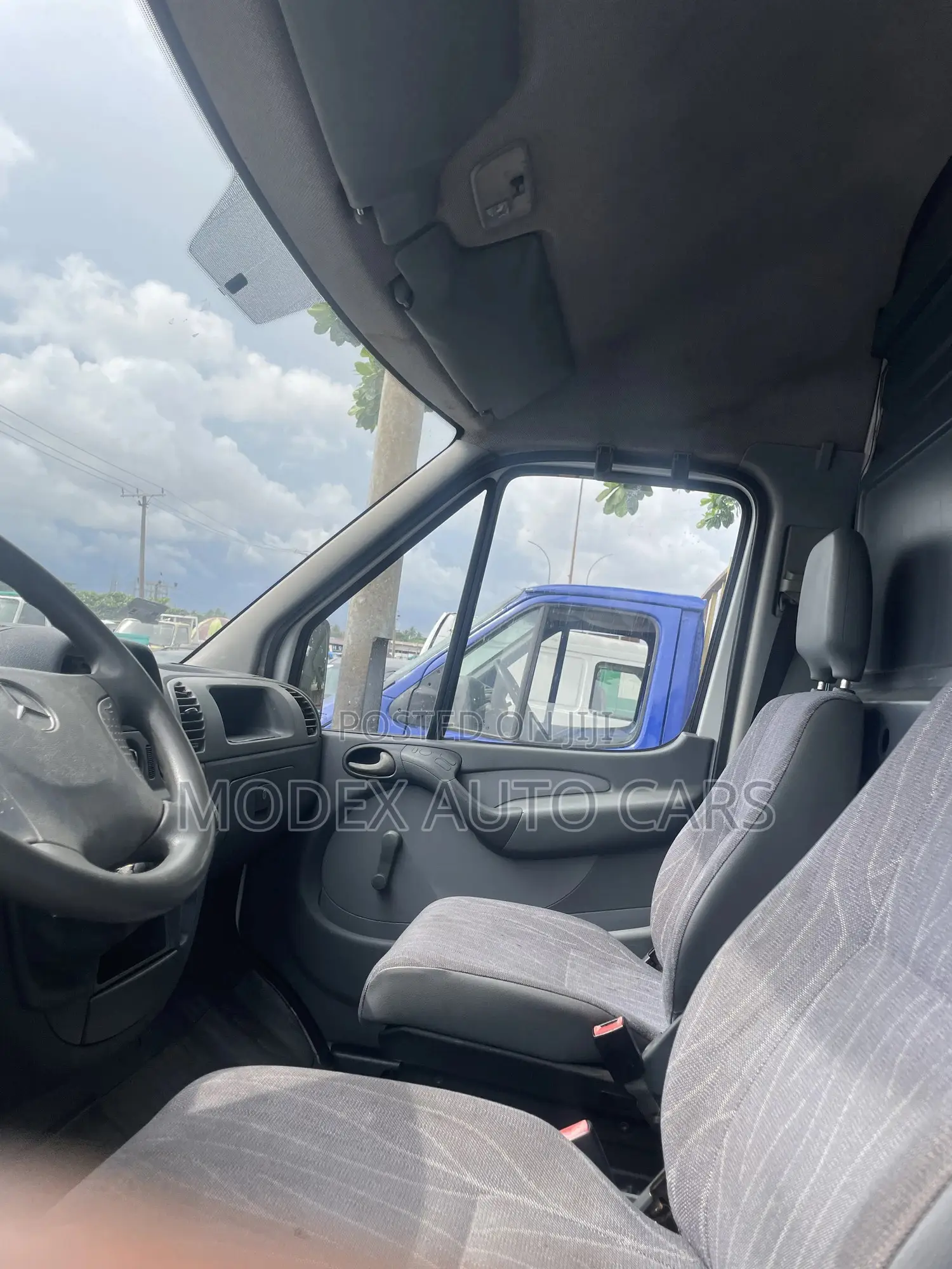 Mercedes-Benz Sprinter 2007 White
