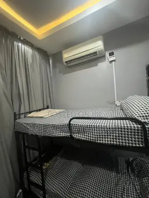 Girl House Apartment