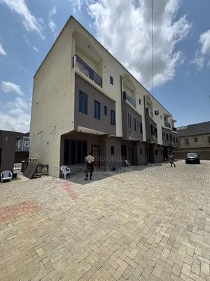 Furnished 4bdrm Duplex in Gbagada Lagos for sale