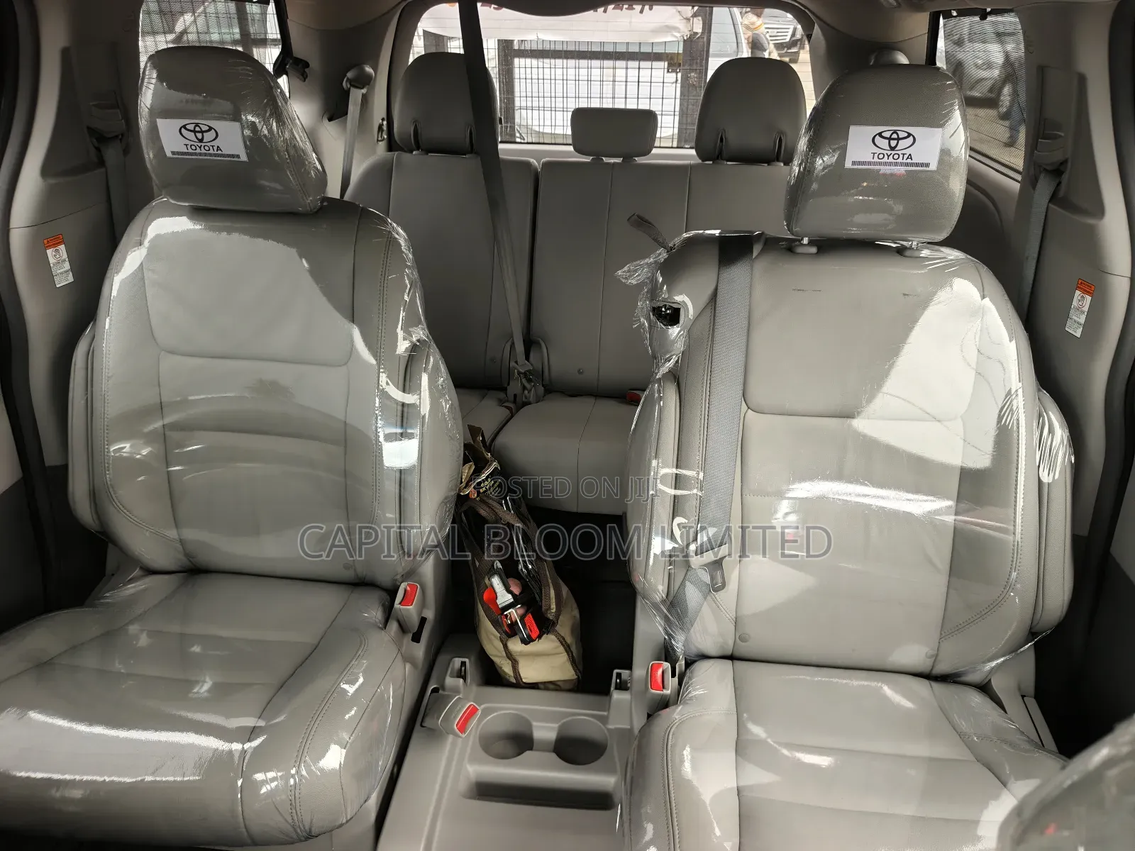 Toyota Sienna 2015 Blue