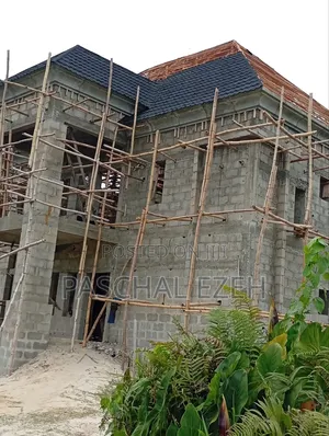 Black Milano Roof Design