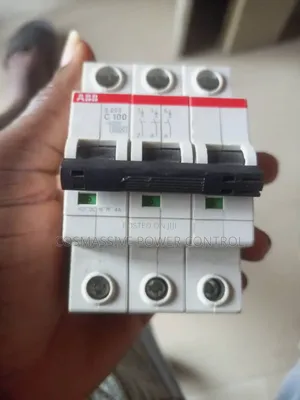 Circuit Breaker 100 Amps 3 Pole