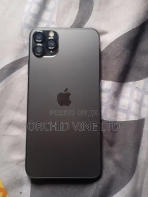 Apple iPhone 11 64 GB Gray