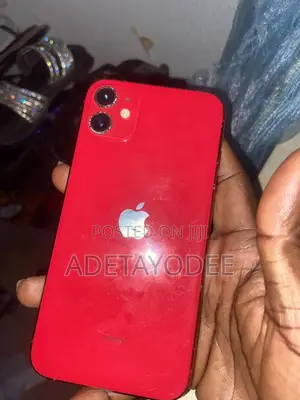 Apple iPhone 11 64 GB Red