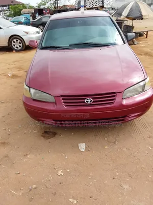Toyota Camry 1999 Red