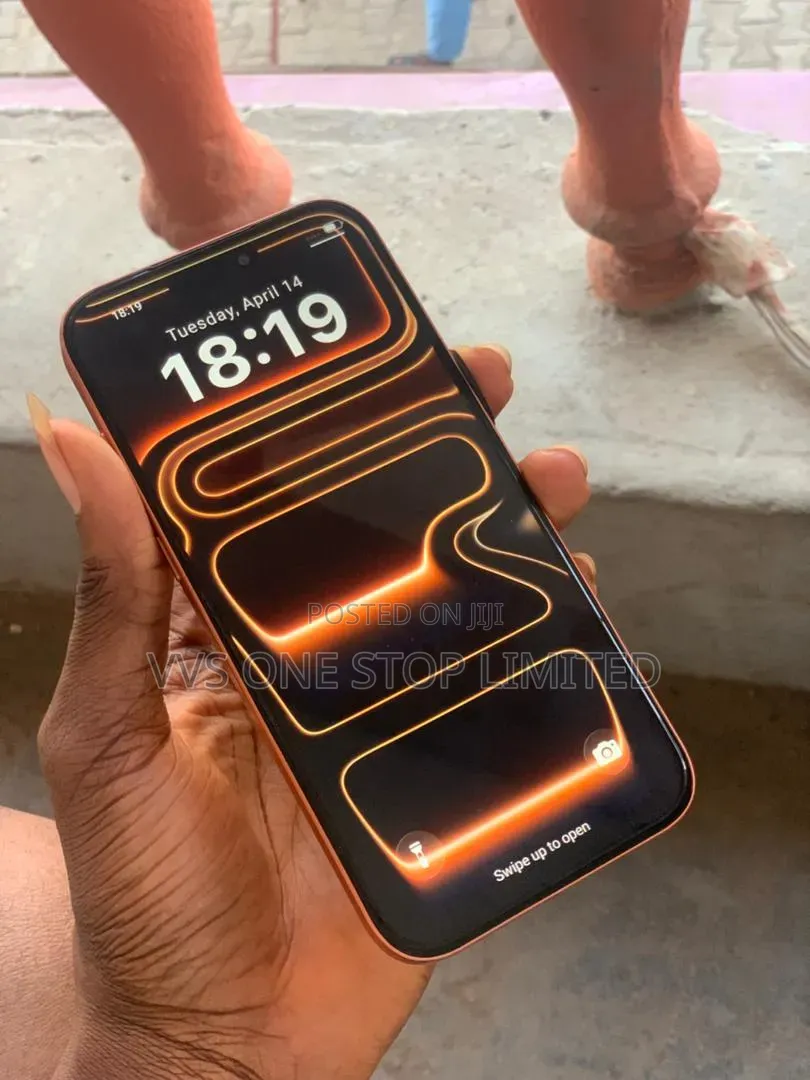 New Apple iPhone 17 Pro Max 1 TB Orange