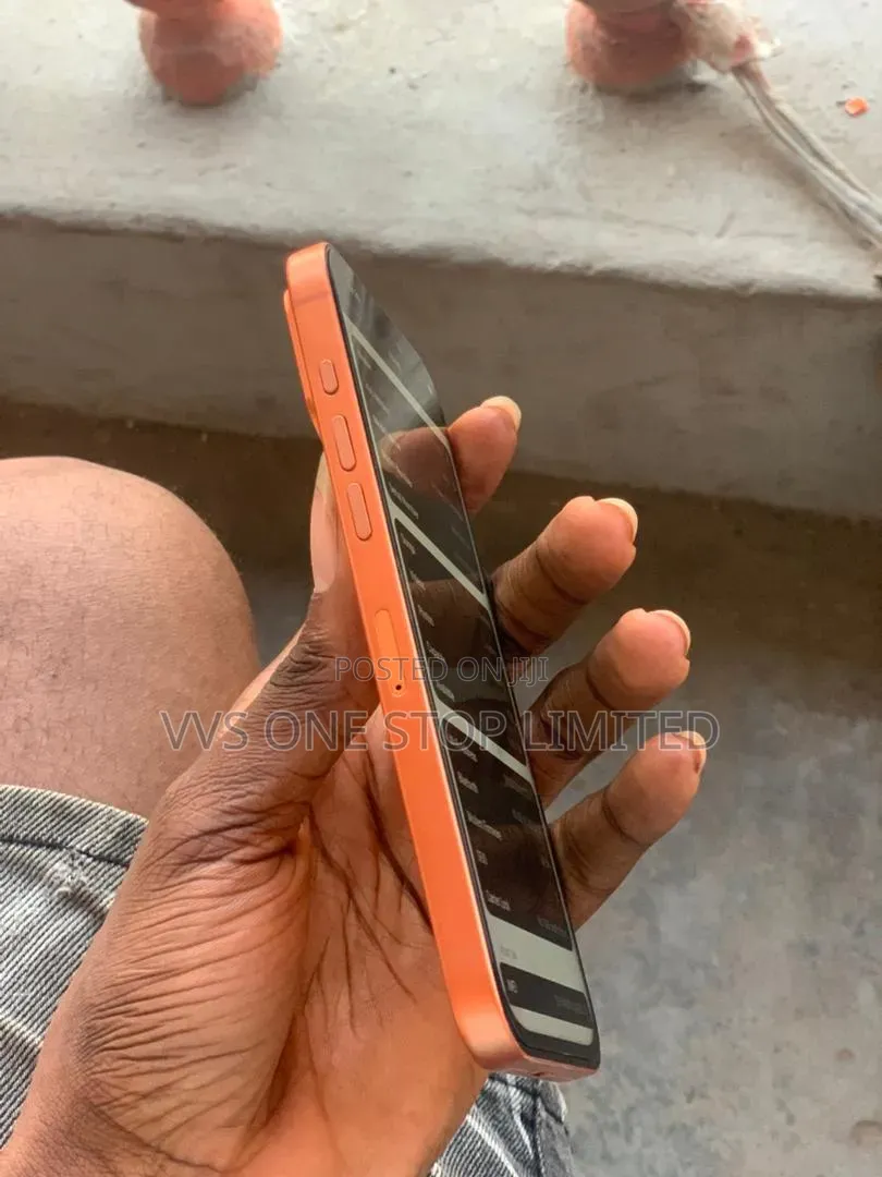 New Apple iPhone 17 Pro Max 1 TB Orange