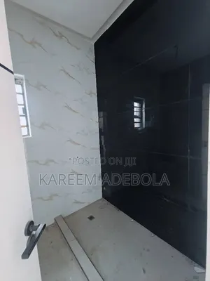 5bdrm Duplex in Isheri North for rent