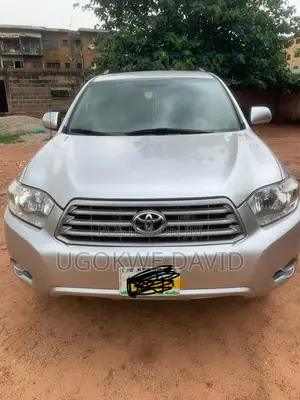 Toyota Highlander 2010 Silver