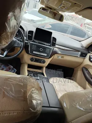 Mercedes-Benz GLE-Class 2018 White