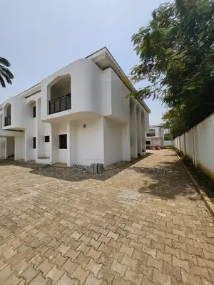 12bdrm Duplex in Maitama for rent