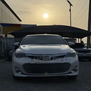 Toyota Avalon 2013 White