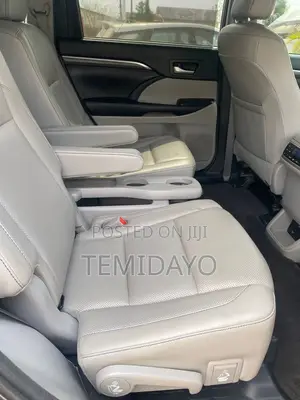 Toyota Highlander Limited Platinum 2019 Gray