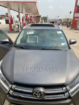 Toyota Highlander Limited Platinum 2019 Gray