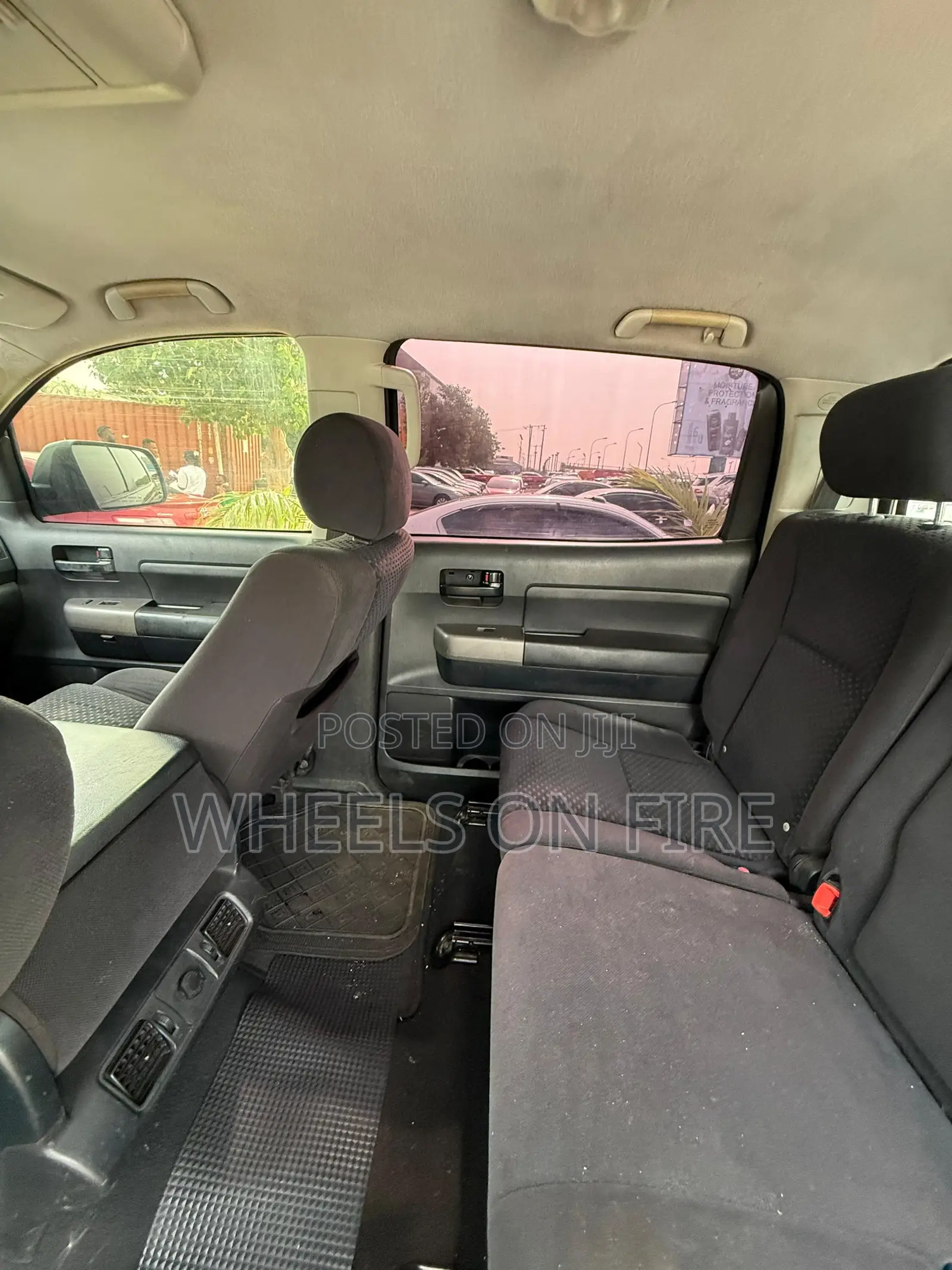 Toyota Tundra 2013 Black