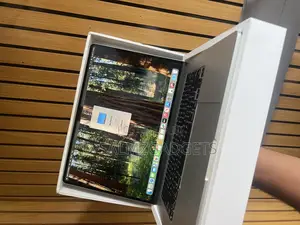 Laptop Apple MacBook Air 2025 M4 15-inch 16GB Apple M4 SSD 256GB