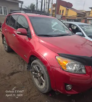 Toyota RAV4 Limited 2011 Red