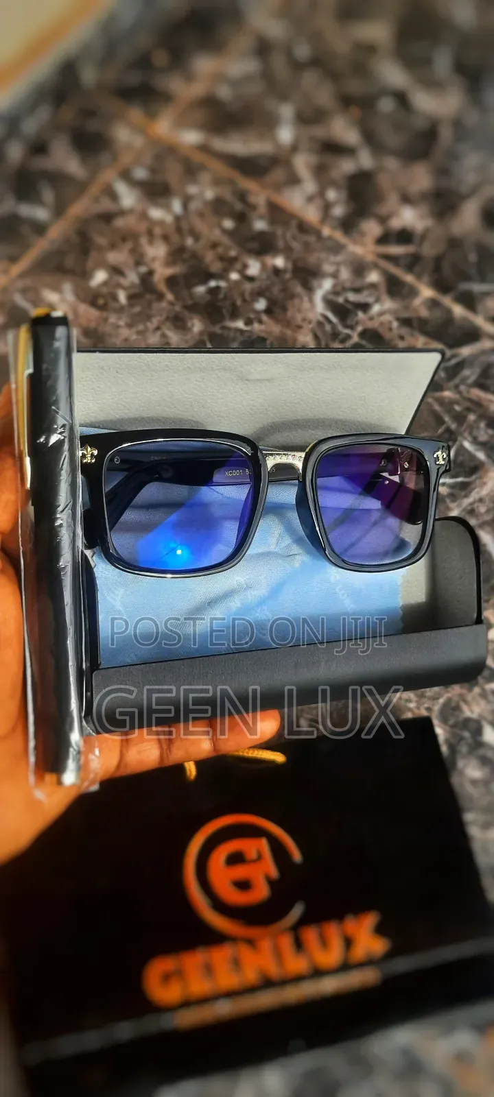 2-in-1 Smart Glass - Photochromic + Blue Light Blocking Glasses