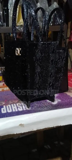 Luxury Black Shimmer Tote Bag for Women – New Arrival