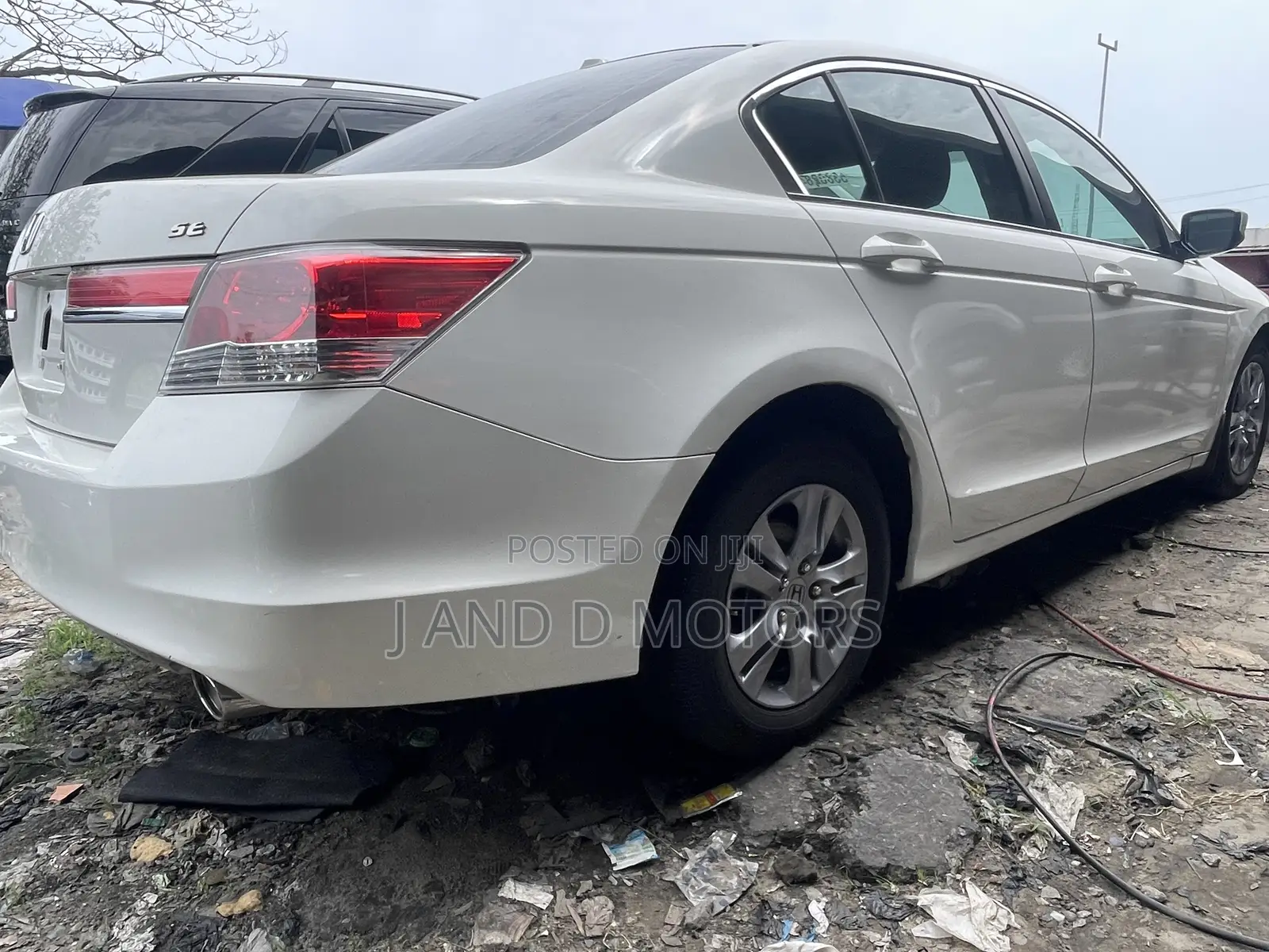 Honda Accord 2011 White