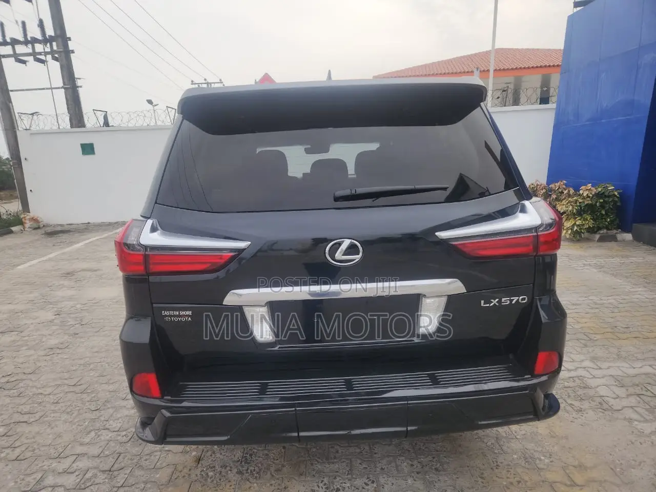 Lexus LX 570 AWD 2017 Black