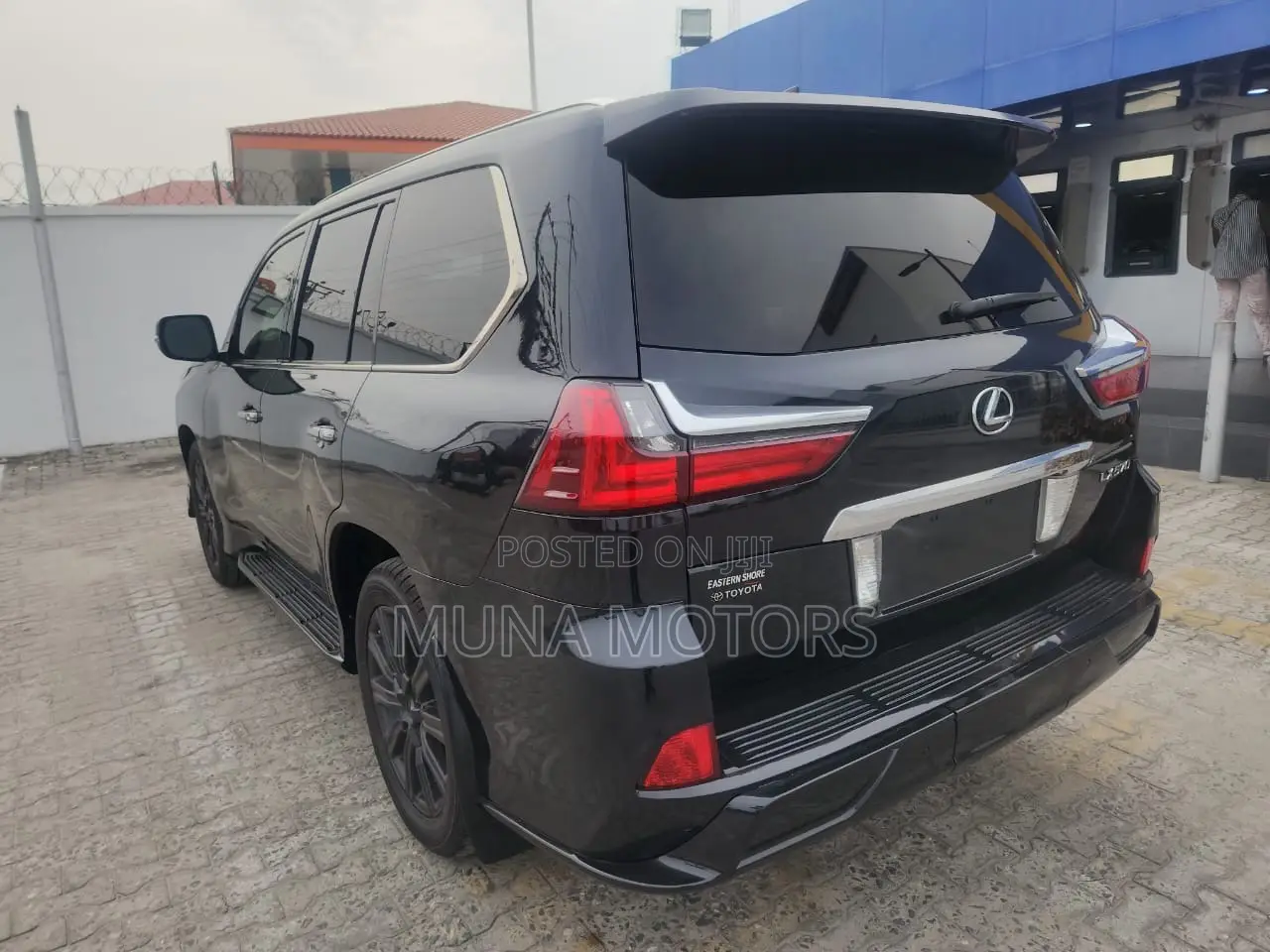 Lexus LX 570 AWD 2017 Black