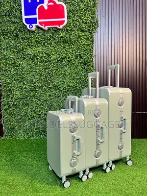 Executive 3-Piece Aluminum Frame Suitcase Set