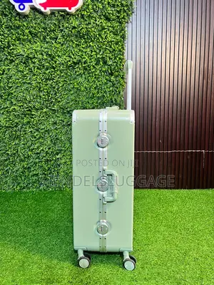 Executive 3-Piece Aluminum Frame Suitcase Set