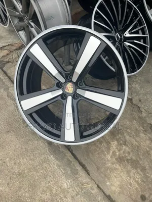 Car Alloyed Rim
