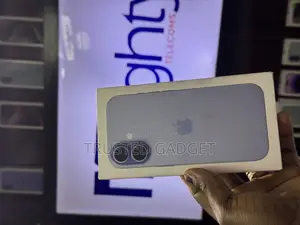 New Apple iPhone 17 256 GB Blue