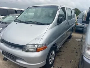 Toyota HiAce 2005 Grey