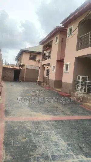 3bdrm Block of Flats in Governor'S for sale