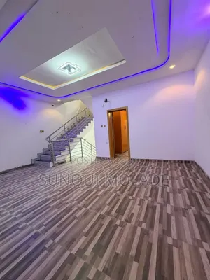4bdrm Townhouse / Terrace in Oko Oba Gra for rent