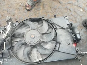 Clean Tokunbo Radiator Fan Assembly for Chevrolet Cruze (Complete)
