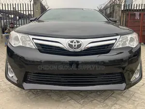 Toyota Camry LE 4dr Sedan w/Prod. End 11/13 (2.5L 4cyl 6A) 2014 Black