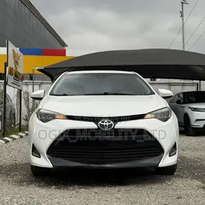 Toyota Corolla 2017 White