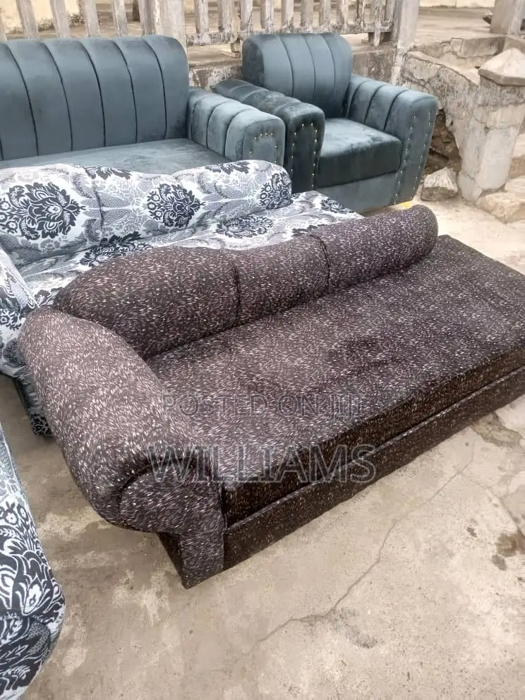 Quality Couch Rest and Sectional Seats/Sofas