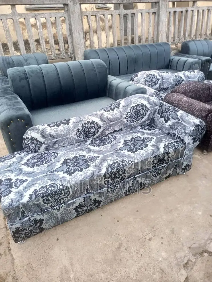 Quality Couch Rest and Sectional Seats/Sofas